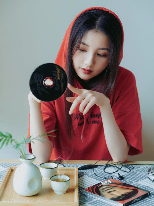 kaiyun网址-世界杯激情高涨：每一次传球都扣人心弦，世界杯片段